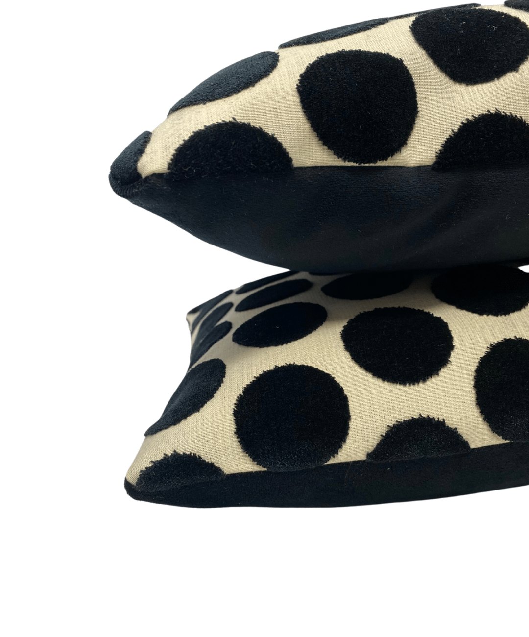 Black and white dot pillow hot sale